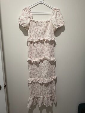 Mable Smocked Maxi Dress in Light Pink and Cream Size M